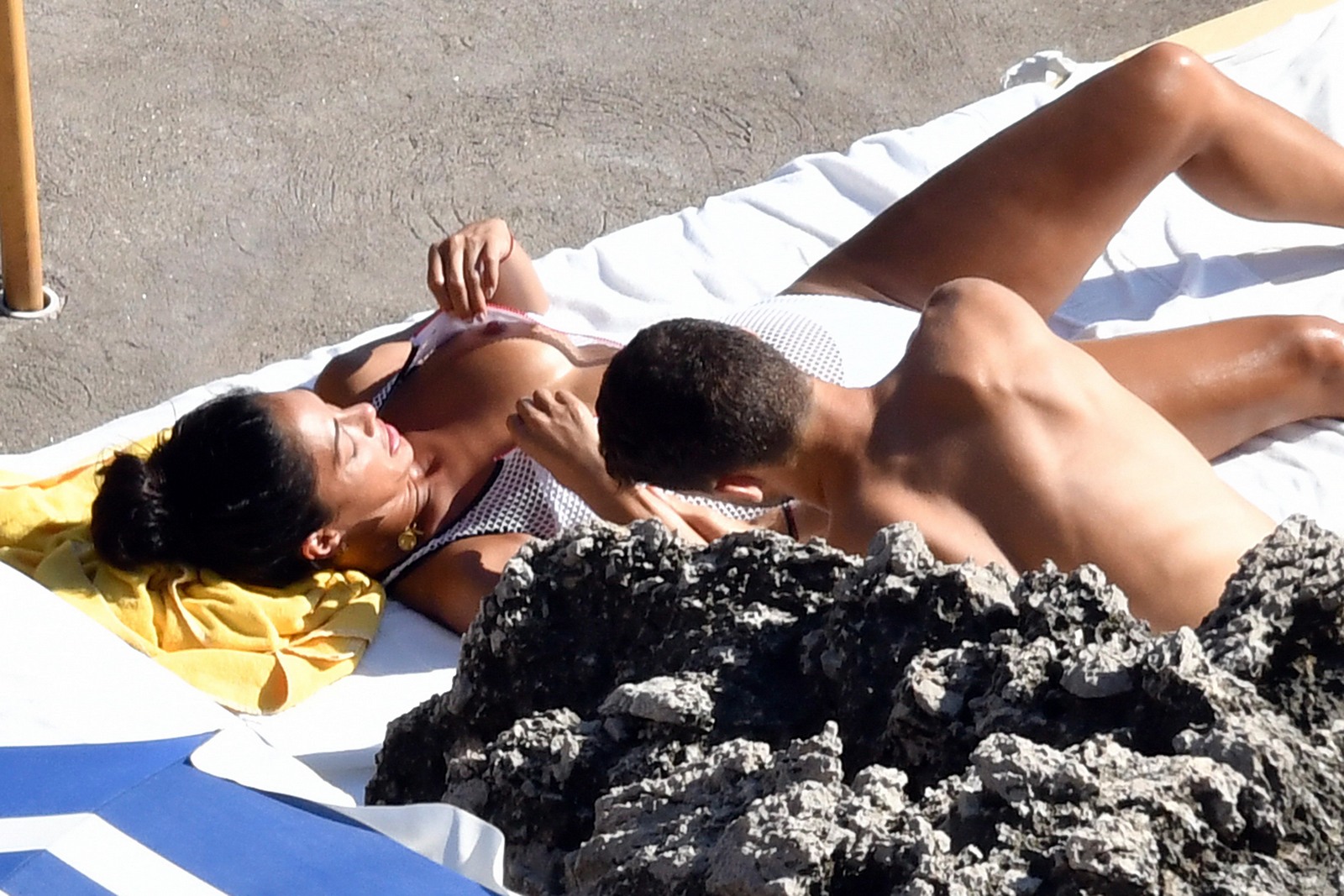 Nicole Scherzinger - Topless in Capri.